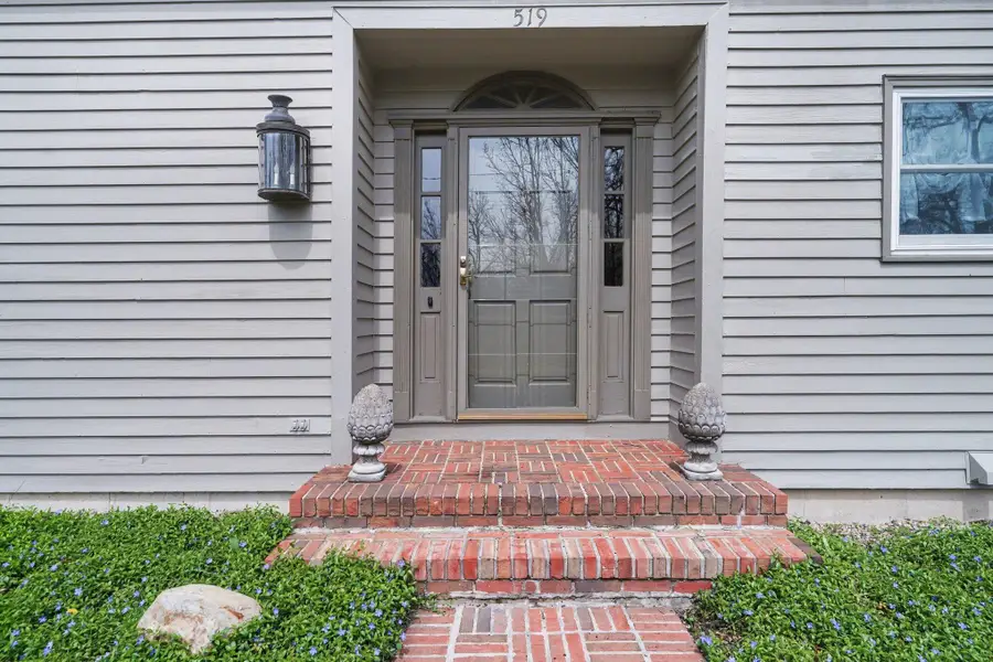 519 E Spruce Street, Marshall, MI 49068 - #2