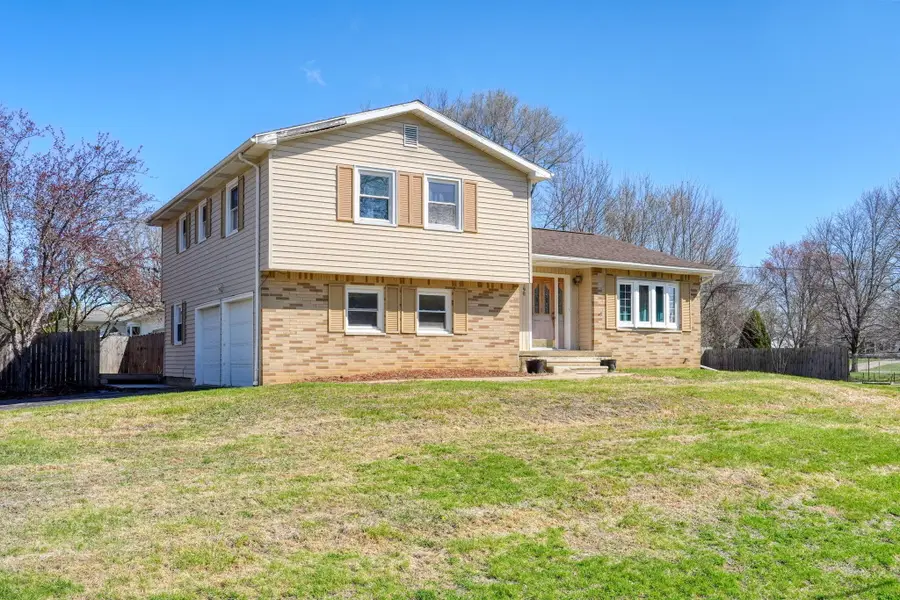 1190 Ferndale Road, Jackson, MI 49201 - #2