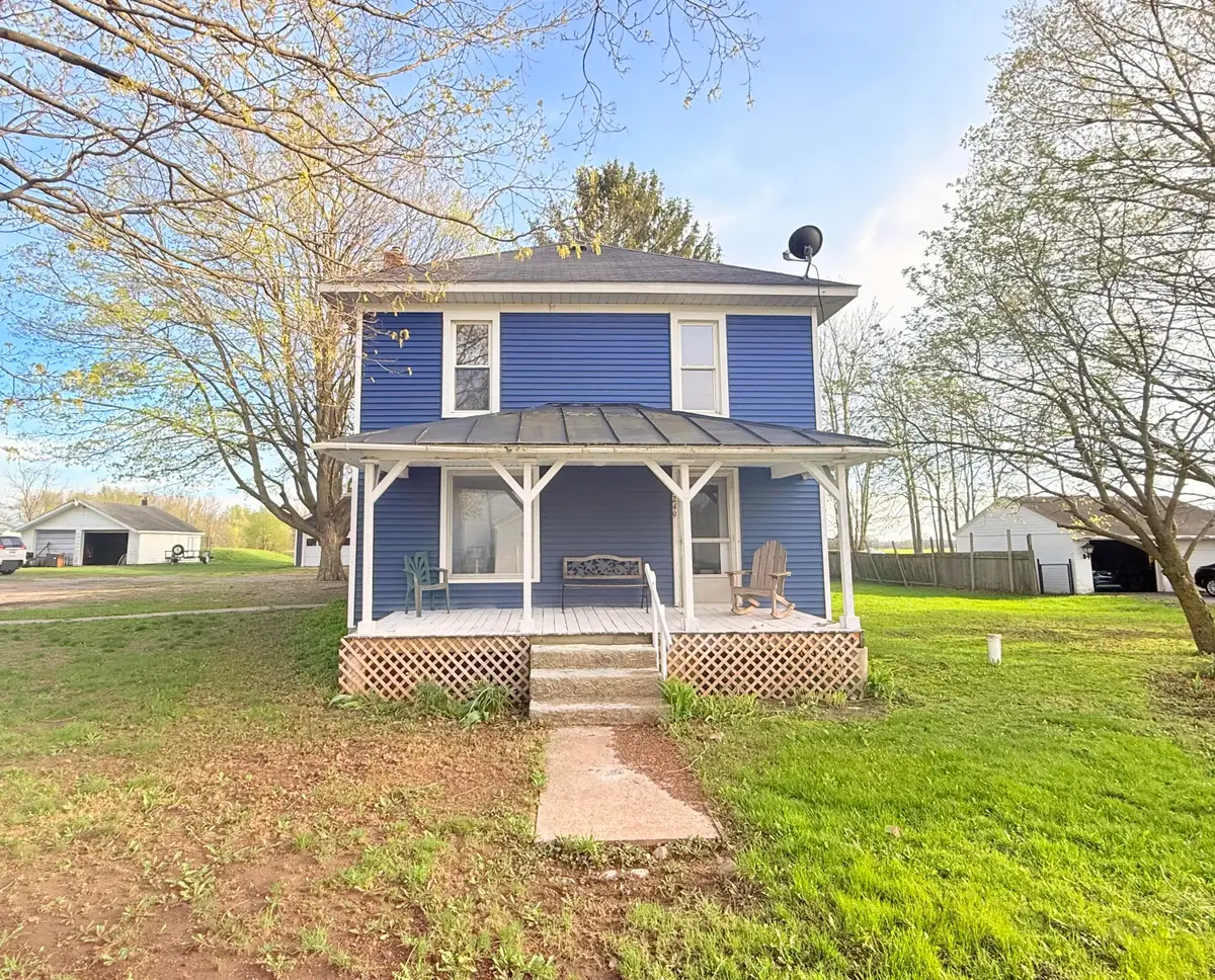2249 E Montgomery Road, Hillsdale, MI 49242 - #1