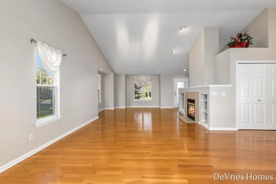 3774 Rain Tree Avenue #9, Hudsonville, MI 49426 - #3