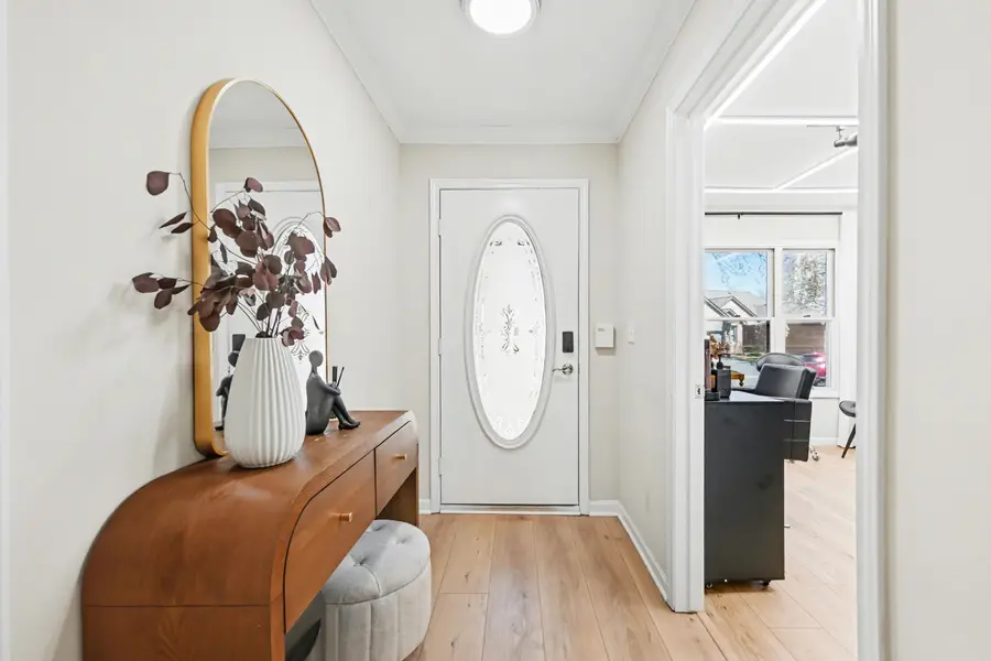 4426 Glenoaks Court, Warren, MI 48092 - #3