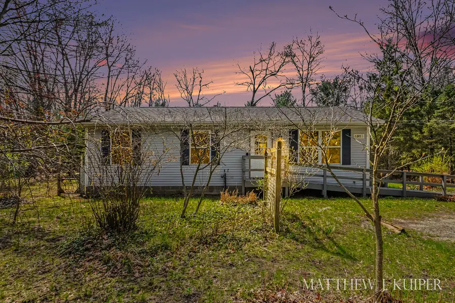 6901 Evanston Avenue, Muskegon, MI 49442 - #2