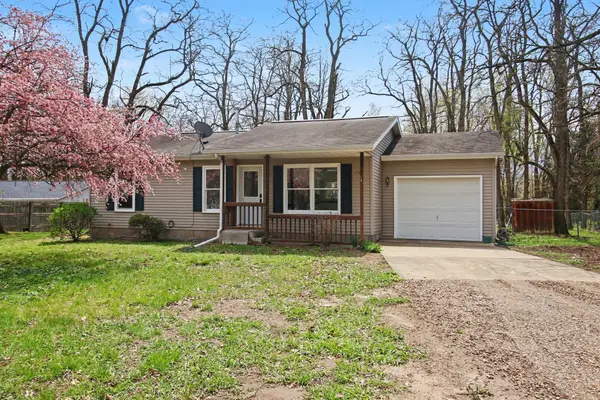 28161 58th Avenue, Paw Paw, MI 49079