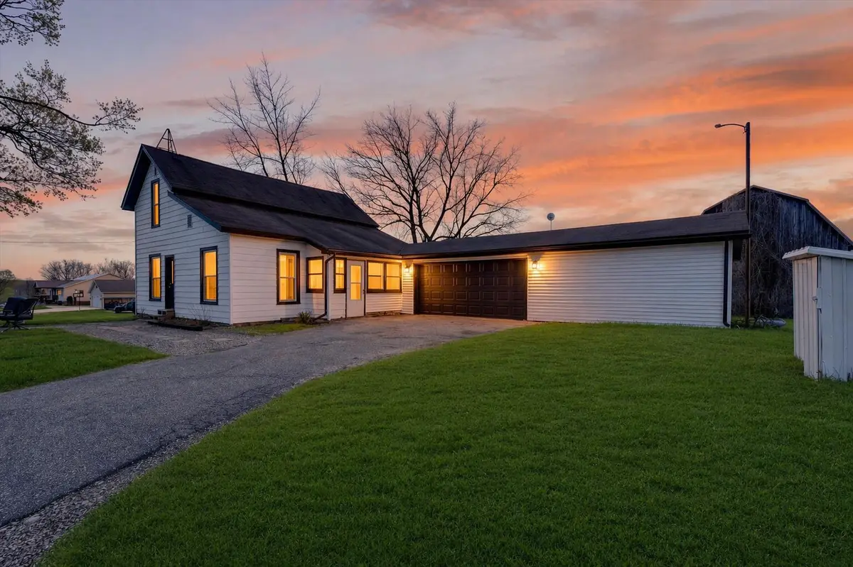 5691 N Greenville Road, Lakeview, MI 48850 - #1