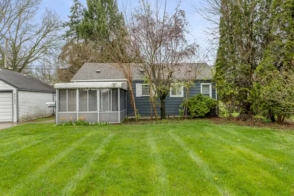 5757 Arcola Street, Garden City, MI 48135