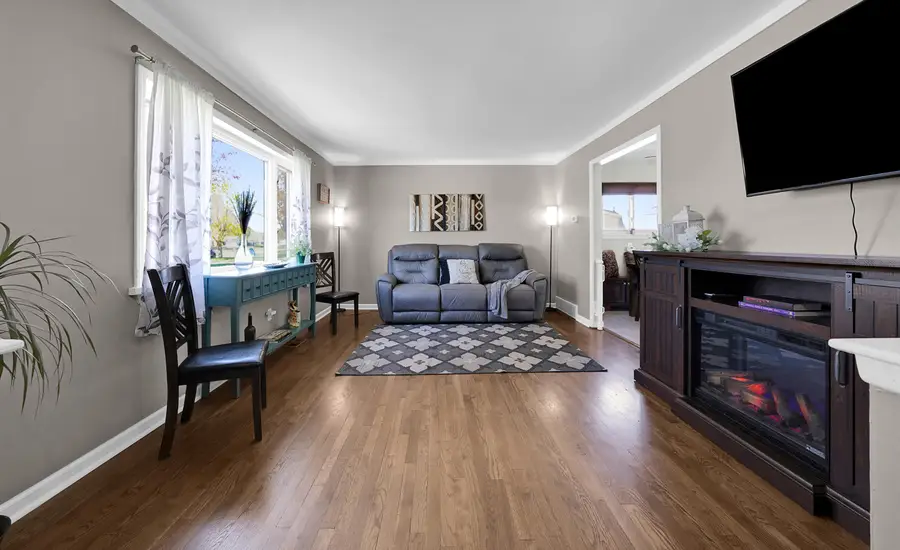 38202 Tottenham Road, Sterling Heights, MI 48312 - #3