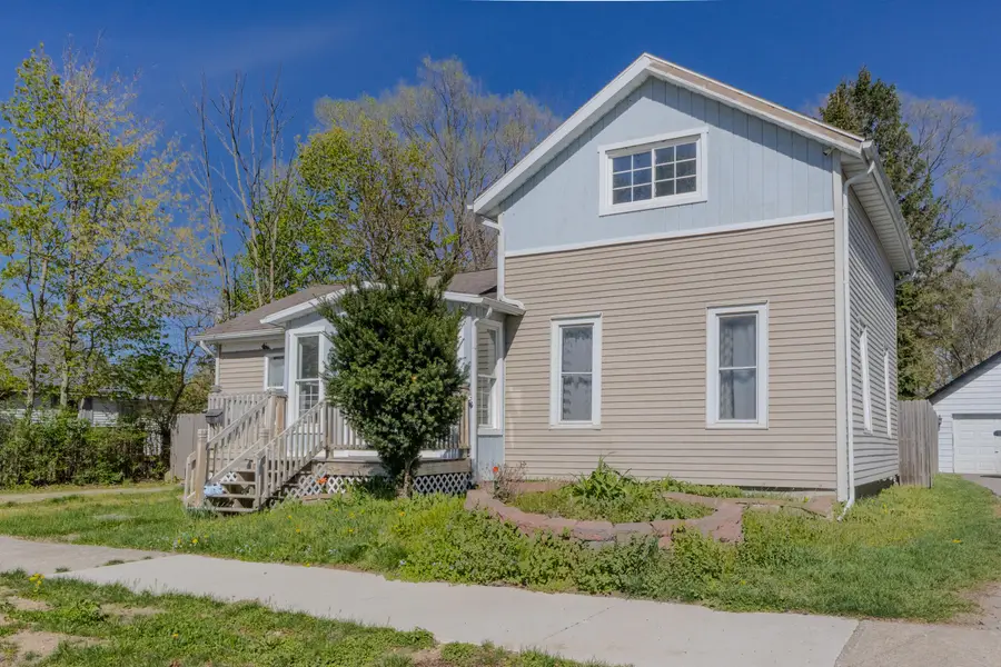 409 S Haver Street, Hartford, MI 49057 - #3