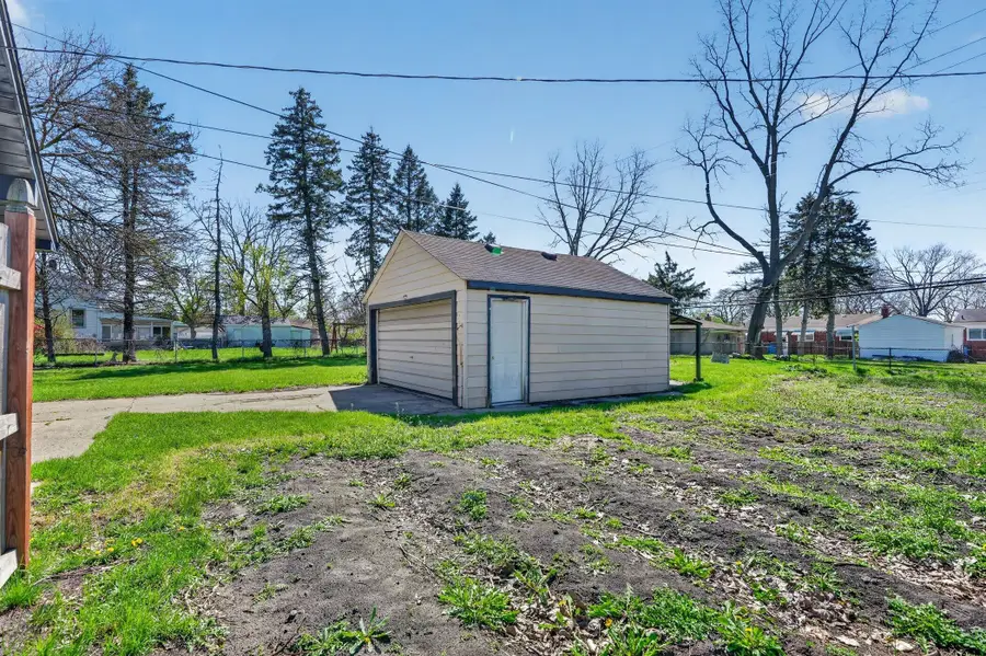 22439 Curie Avenue, Warren, MI 48091 - #2