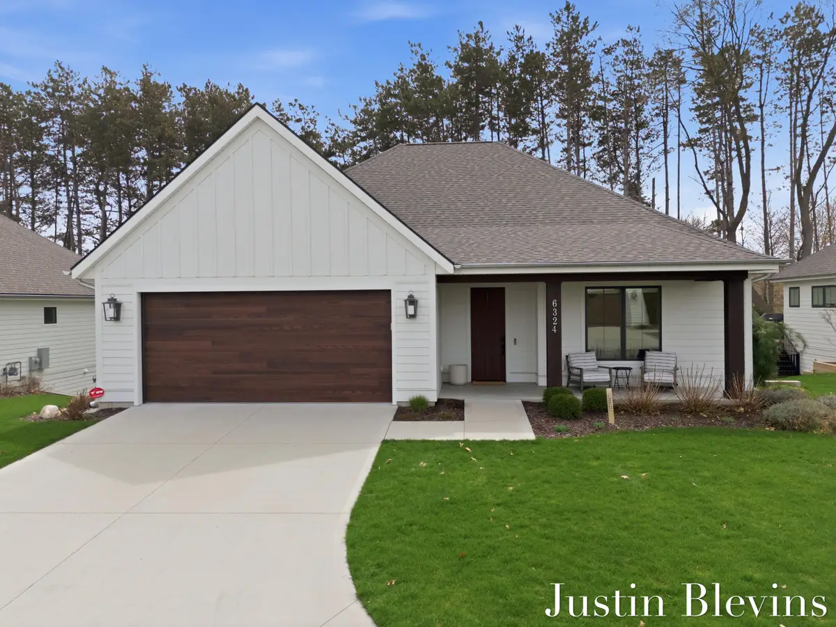 6324 Lamppost Circle Se #10, Grand Rapids, MI 49546 - #1