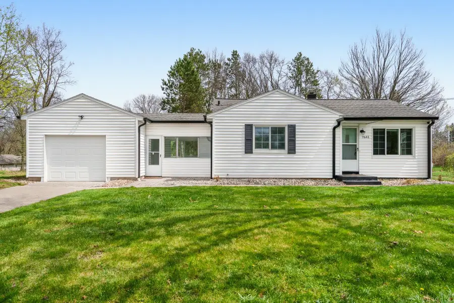 7641 Lake Wood Drive, Portage, MI 49002 - #2