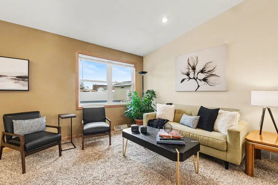 935 N Park Court Ne, Grand Rapids, MI 49525 - #2