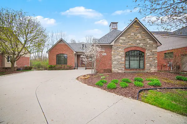 5496 Pinnacle Court, Ann Arbor, MI 48108