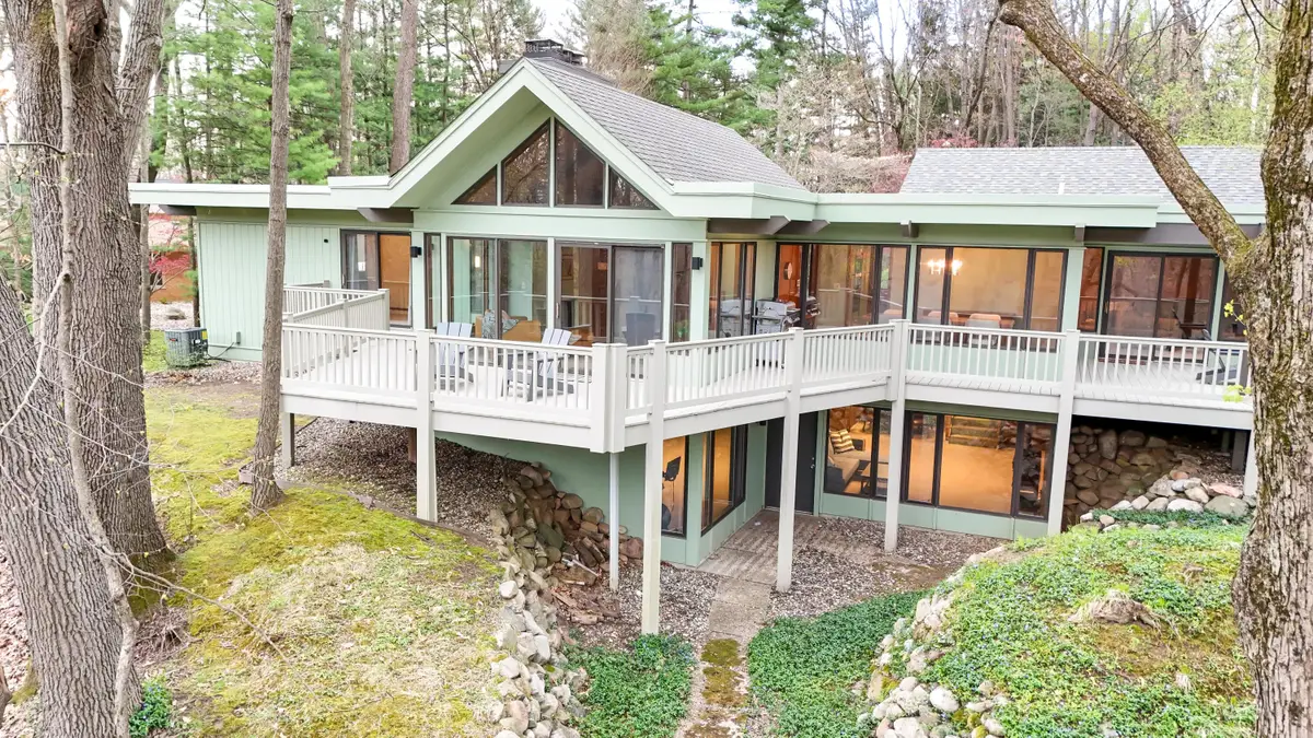 453 E Hamilton Lane, Battle Creek, MI 49015 - #1