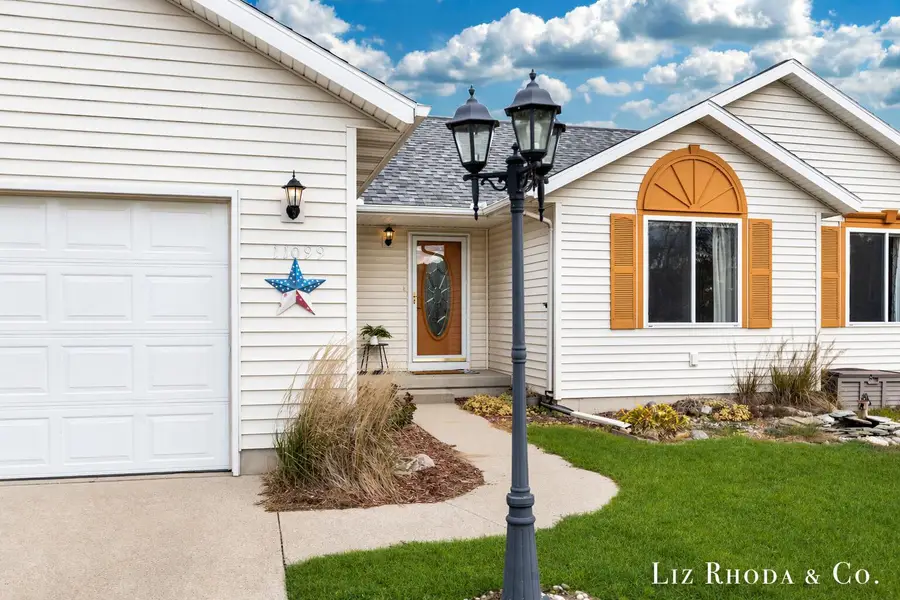 11099 18 Mile Road Ne, Cedar Springs, MI 49319 - #2