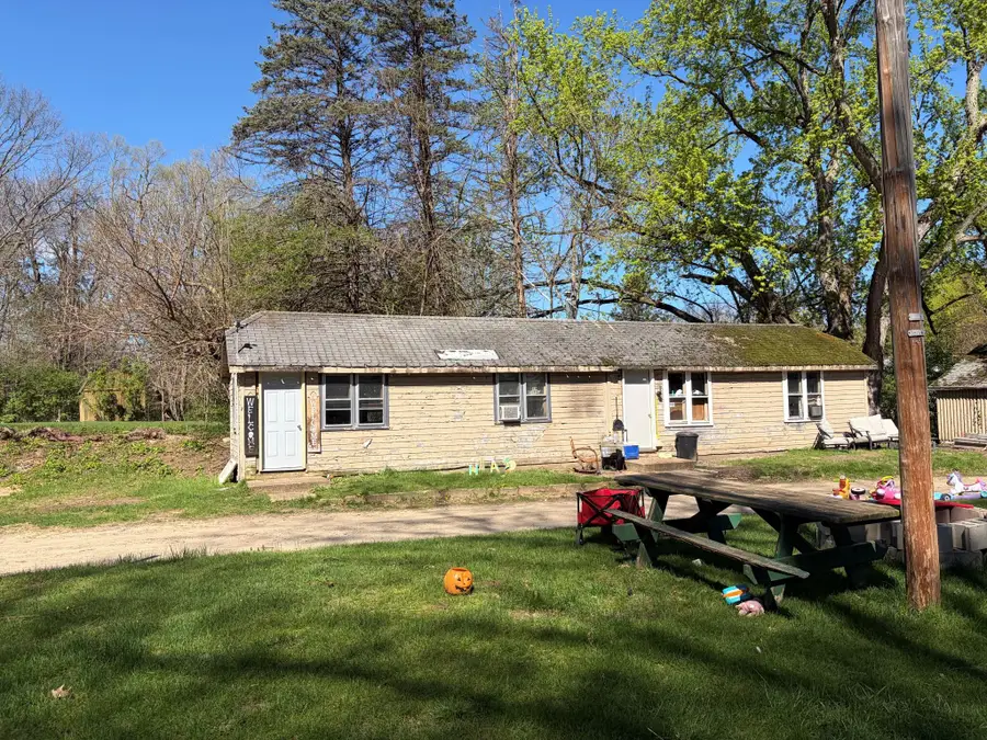 2394 Yankee Street, Niles, MI 49120 - #3