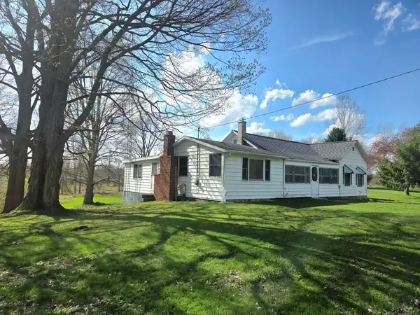 16017 28 Mile Road, Albion, MI 49224