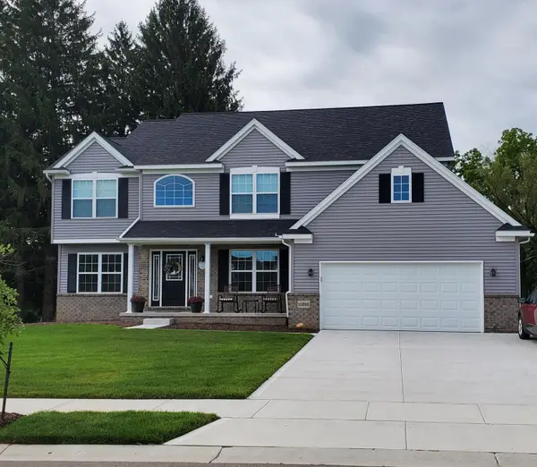 3106 Apple Blossom Way, Monroe, MI 48161