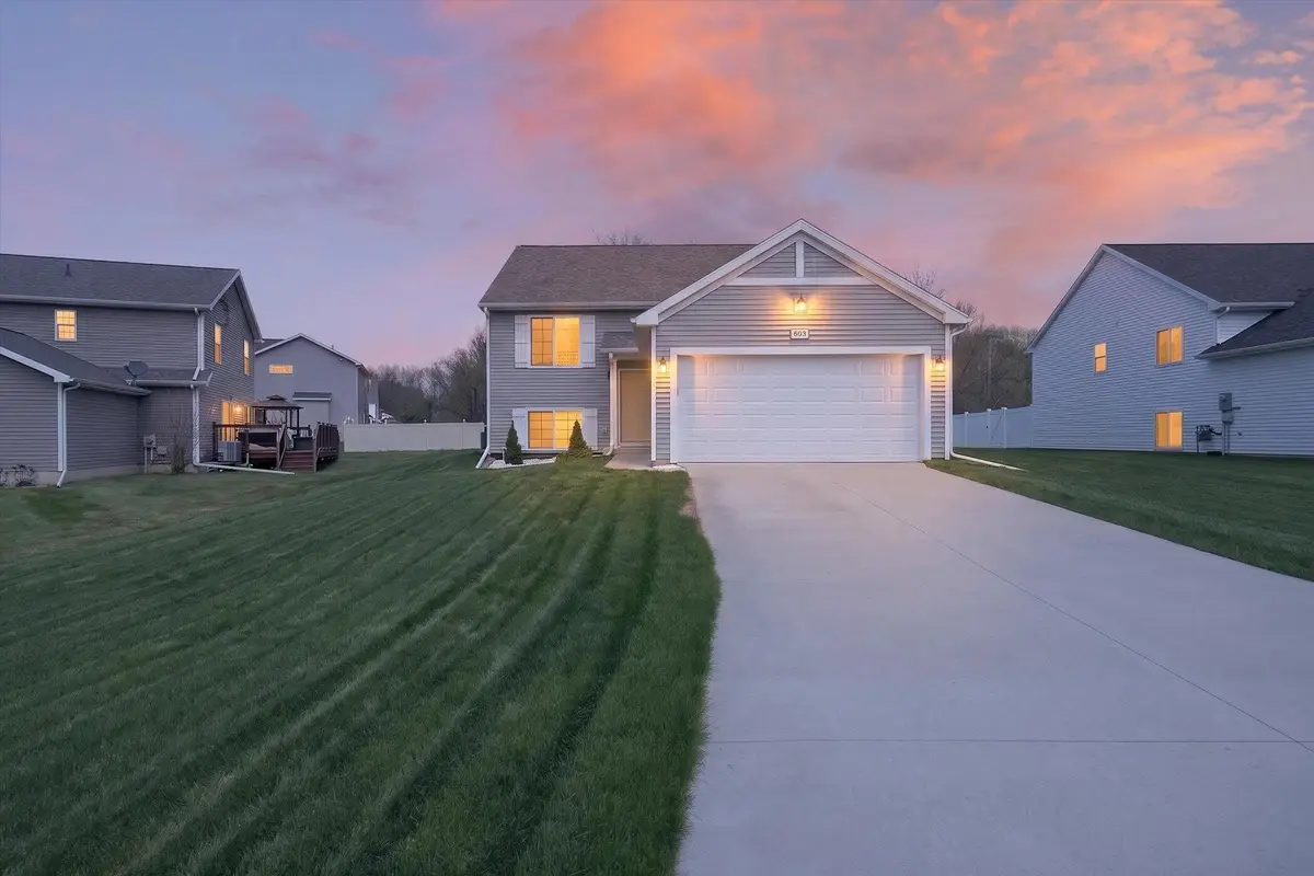 603 Independence Avenue, Jackson, MI 49201 - #1