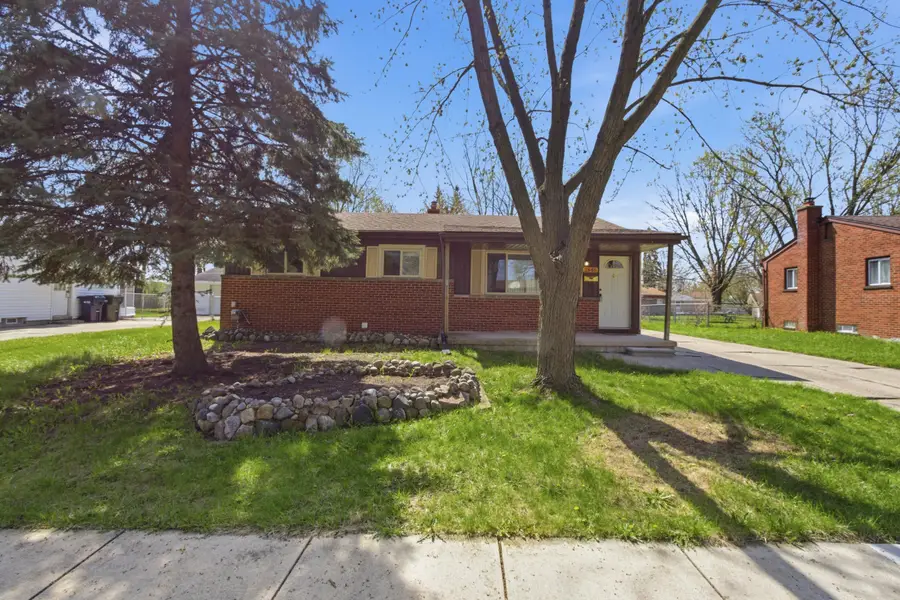 2546 Tarry Drive, Sterling Heights, MI 48310 - #2