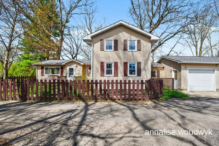 5728 Ethelwin Avenue Ne, Belmont, MI 49306 - #2