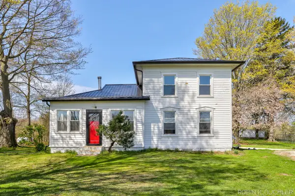 1614 66th Street #House, Fennville, MI 49408