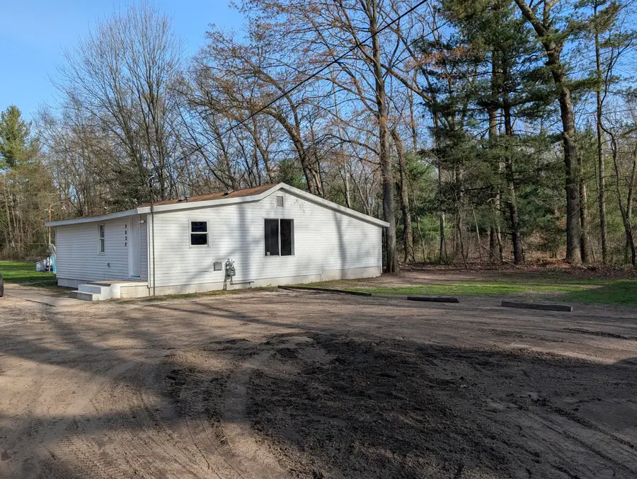 2032 S Mill Iron Road, Muskegon, MI 49442 - #2