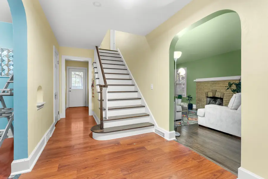 312 N Riverview Drive, Parchment, MI 49004 - #2