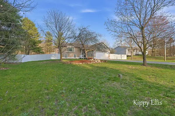 566 S Dangl Road, Muskegon, MI 49442