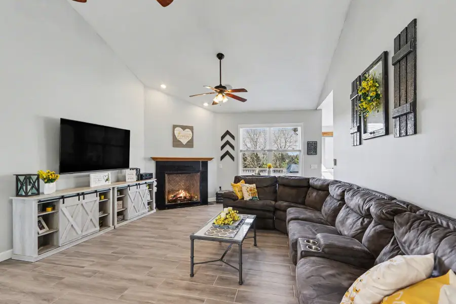 10064 Eightway Street, Plainwell, MI 49080 - #3