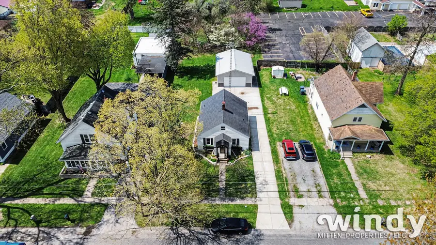 316 Sutherland Avenue, Watervliet, MI 49098 - #2