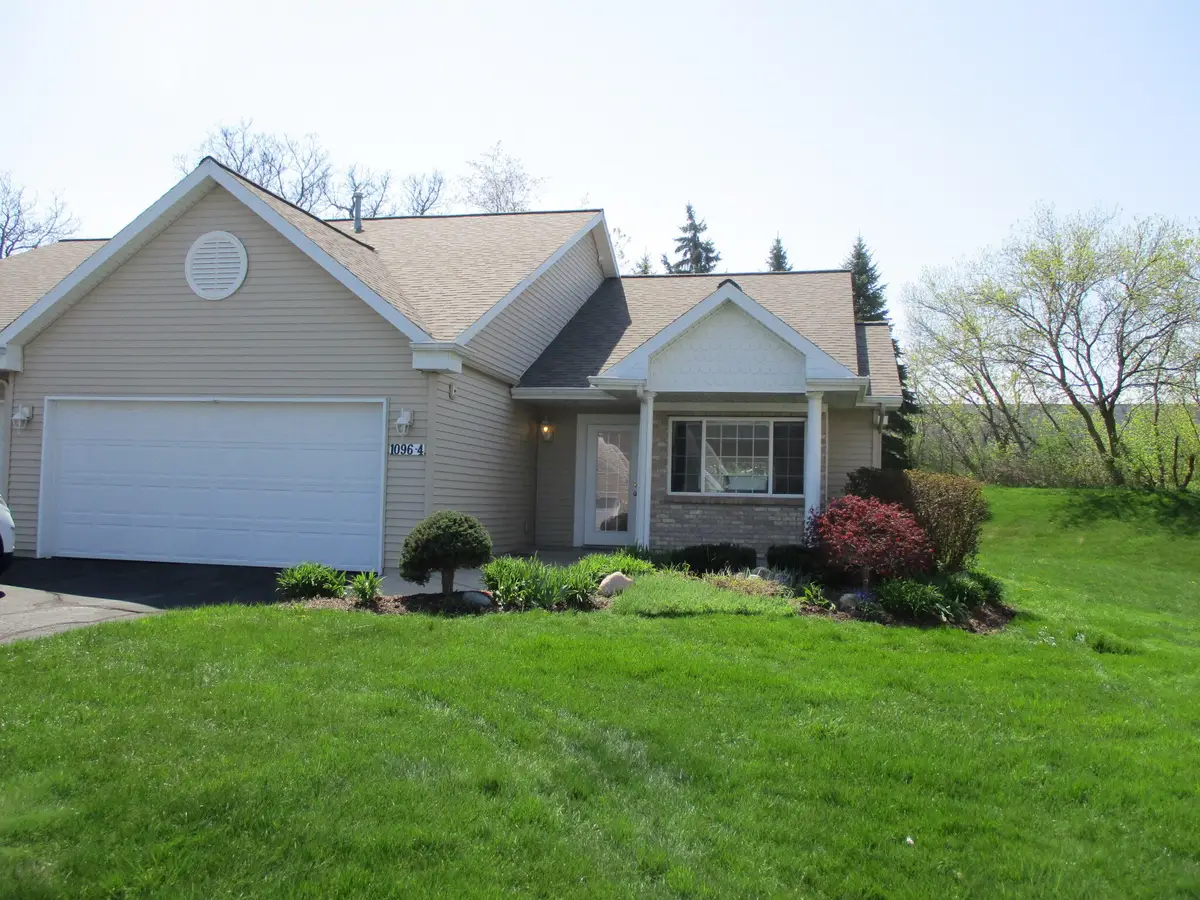 1096 - 4 Fountain View Circle, Holland, MI 49423 - #1
