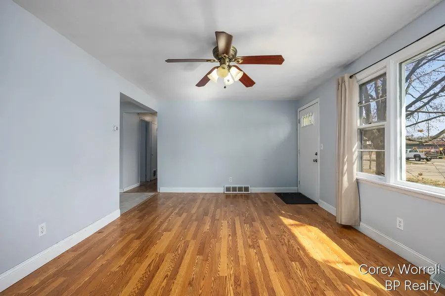 1427 Grant Avenue, Grand Haven, MI 49417 - #3