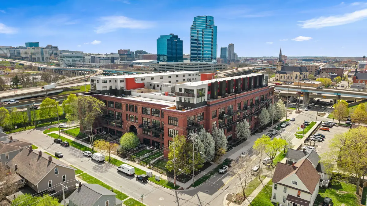 600 Broadway Avenue Nw #203, Grand Rapids, MI 49504 - #1