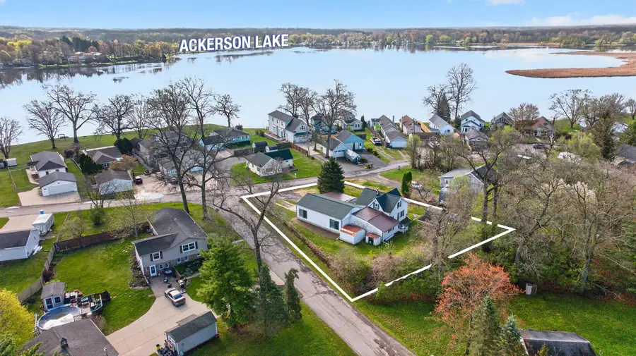 325 Ackerson Lake Drive, Jackson, MI 49201 - #3
