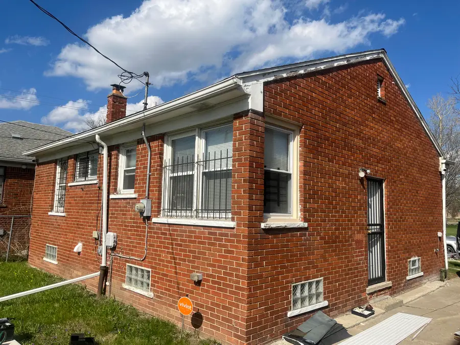 10047 Sorrento Avenue, Detroit, MI 48227 - #2