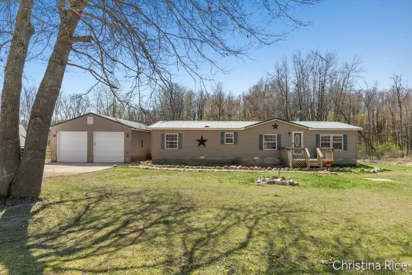 1397 Youngs Road, Orleans, MI 48865
