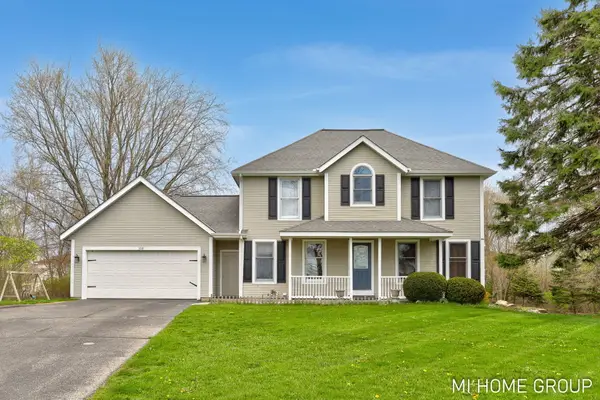 1081 Graafschap Road, Holland, MI 49423