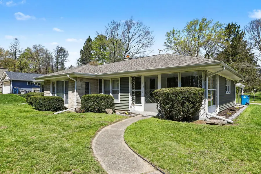 259 Wahwahtaysee Way, Battle Creek, MI 49015 - #2