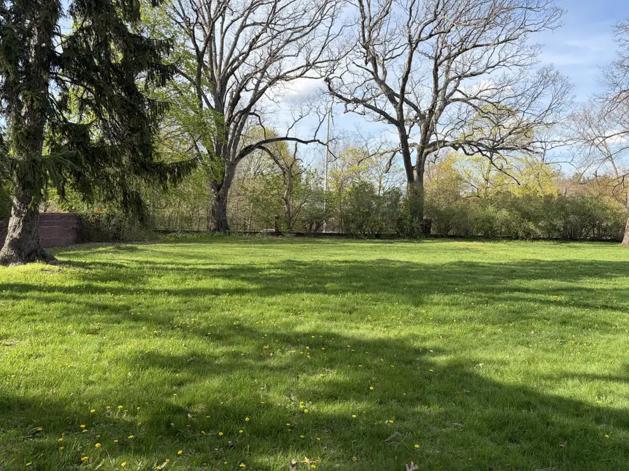 250 Plymouth Avenue Se #3, East Grand Rapids, MI 49506 - #3