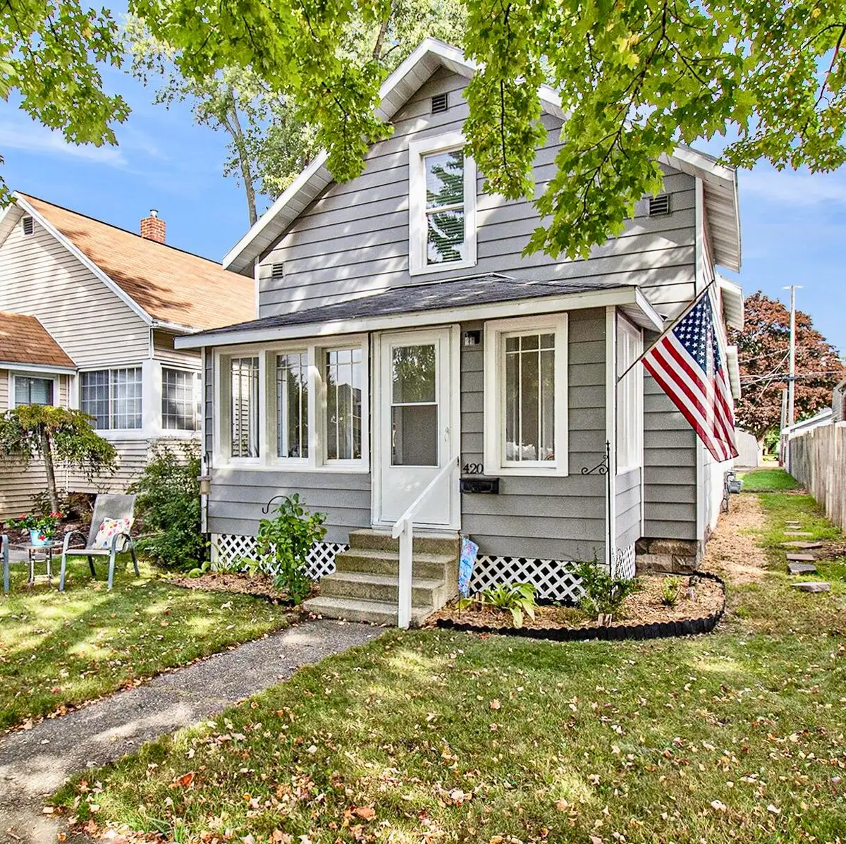 420 N Robert Street, Ludington, MI 49431 - #1