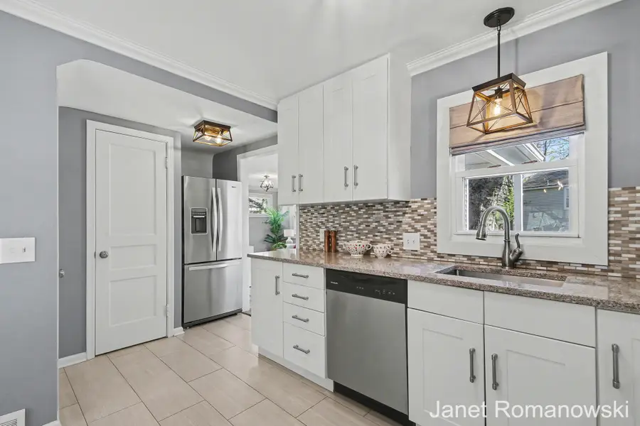 2126 Englewood Drive Se, Grand Rapids, MI 49506 - #3
