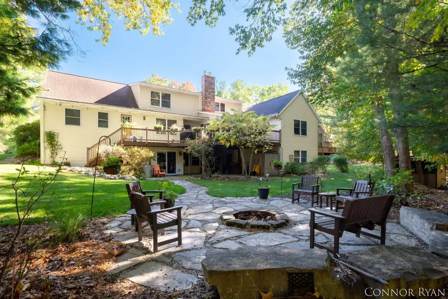 3076 Riverwoods Drive Ne, Rockford, MI 49341 - #3