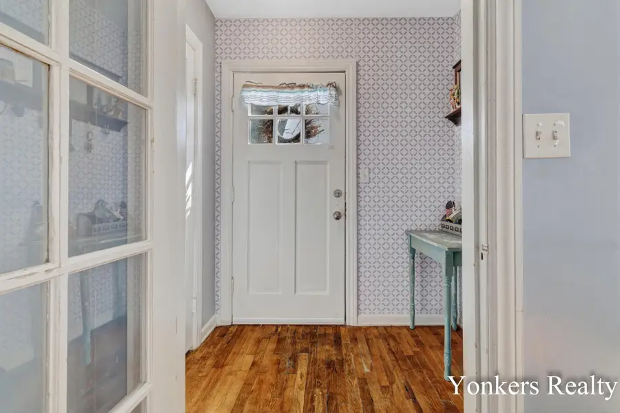 1233 Diamond Avenue Ne, Grand Rapids, MI 49505 - #3