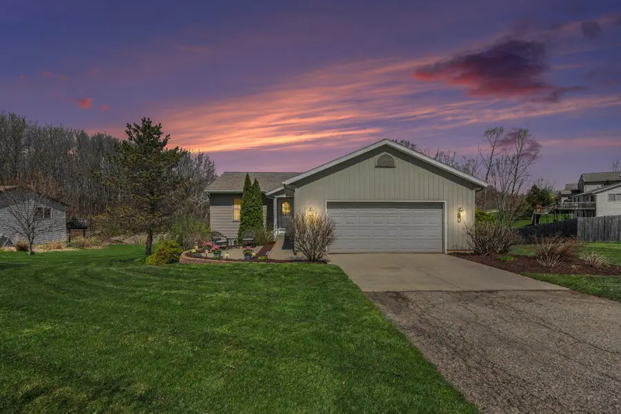 2081 Winston View Drive Ne, Cedar Springs, MI 49319 - #2