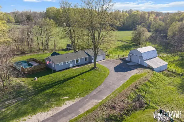 8707 Clyde Park Avenue Sw #15 Byron Township, Byron Center, MI 49315