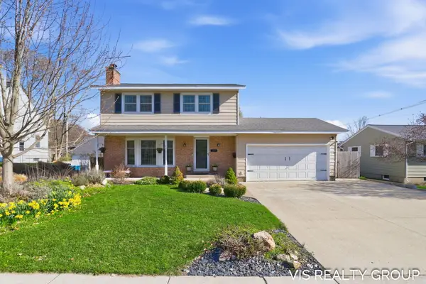 317 Grand Avenue, Grand Haven, MI 49417