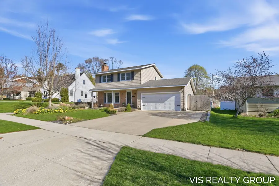 317 Grand Avenue, Grand Haven, MI 49417 - #2