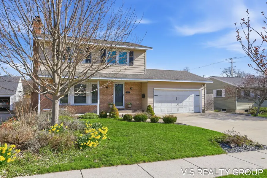 317 Grand Avenue, Grand Haven, MI 49417 - #3