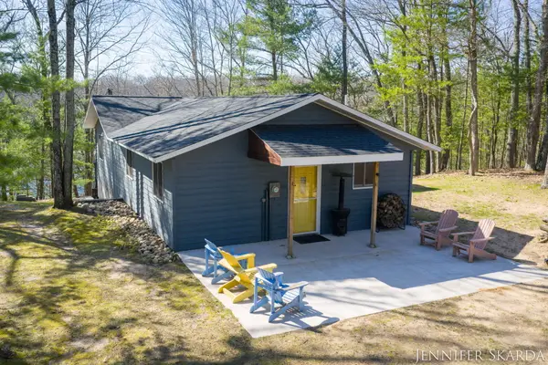 9341 S Oxeye Avenue, Baldwin, MI 49304