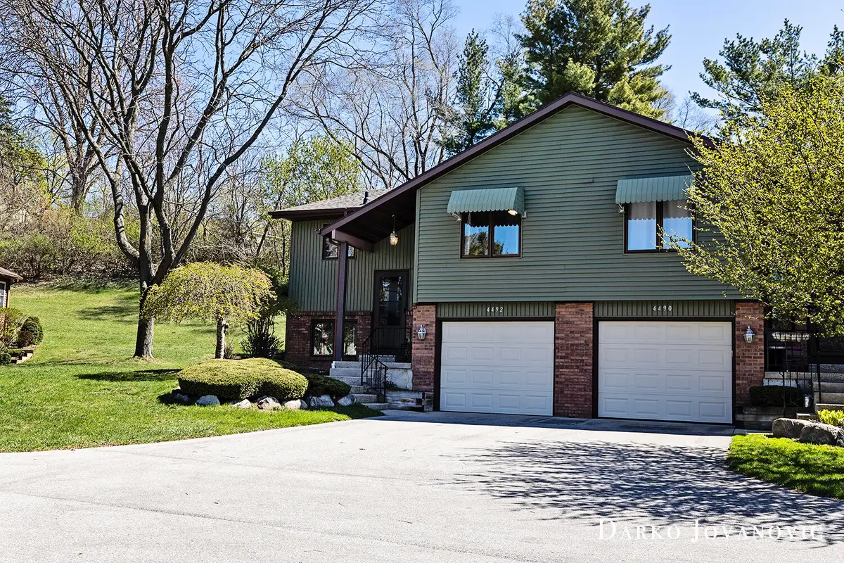 4492 North Valley Drive Ne, Grand Rapids, MI 49525 - #1